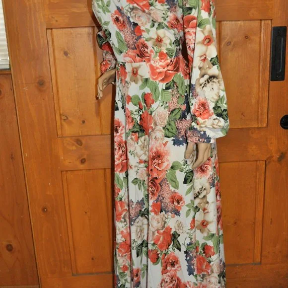 Women's Maxi swing Dress with long sleeves and pockets Floral Print - Picture 5 of 6